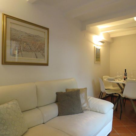 Cesare Battisti Apartment Болонья Экстерьер фото